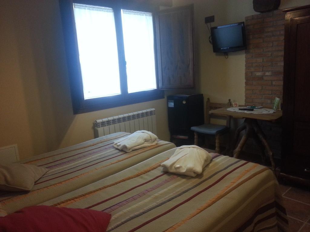 Hotel Rural El Horno De Aliaga Buitenkant foto